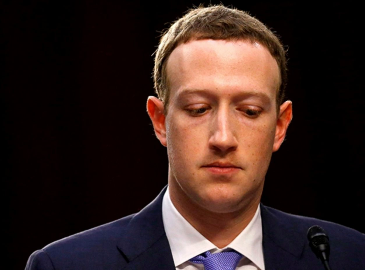 Chạy theo vũ trụ ảo, Mark Zuckerberg bỏ lơ Facebook "biến chất": Tràn ngập spam, newsfeed quá nhiều "rác"