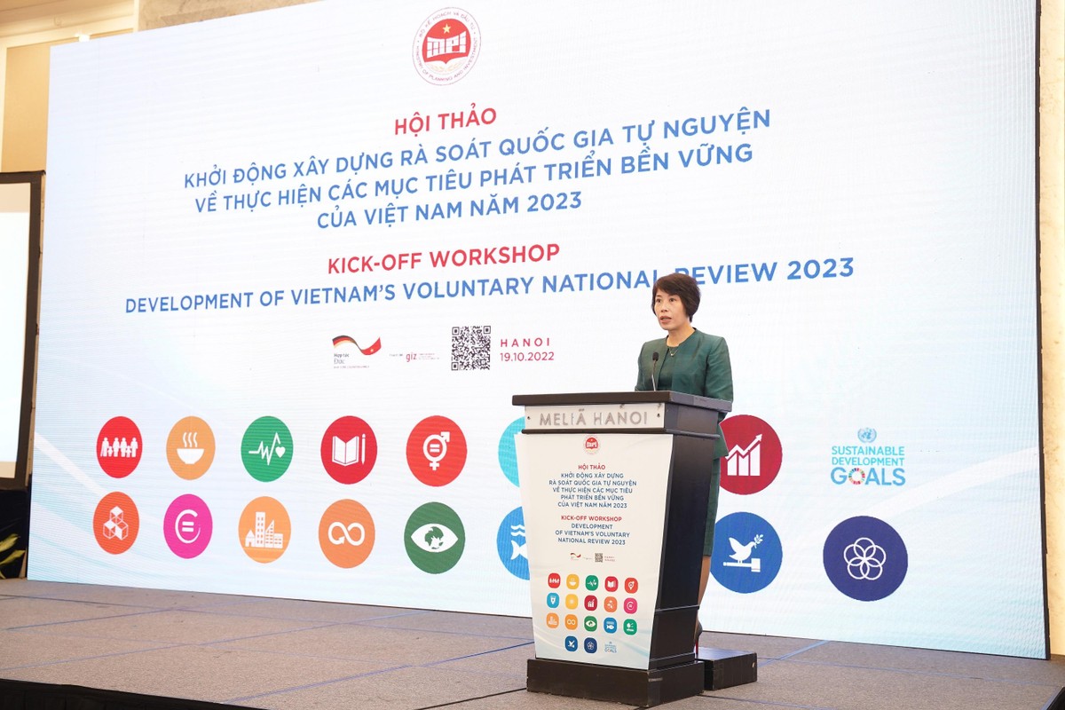Deputy Minister of Planning and Investment H.E. Nguyen Thi Bich Ngoc 