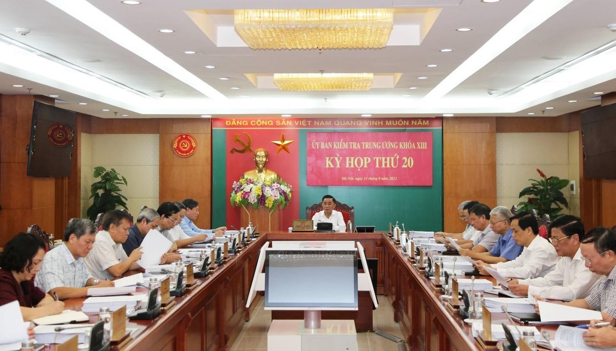 Ủy ban Kiểm tra Trung ương họp kỳ thứ 20 dưới sự chủ trì của Chủ nhiệm Ủy ban Trần Cẩm Tú 