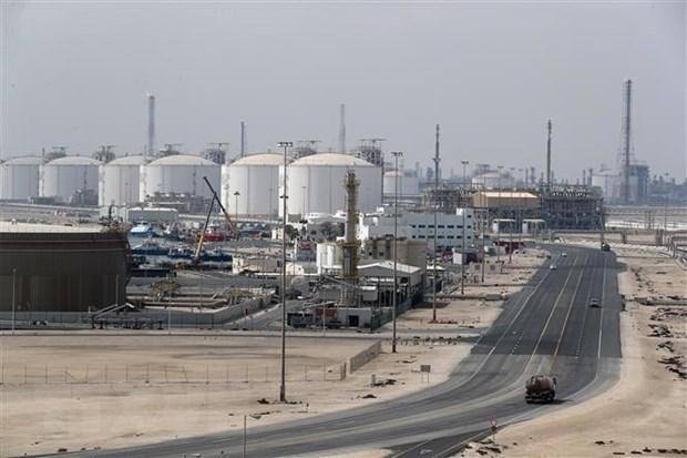 Toàn cảnh thành phố công nghiệp Ras Laffan, nơi đặt các cơ sở sản xuất khí đốt tự nhiên hóa lỏng (LNG) của Qatar, cách thủ đô Doha khoảng 80km về phía Bắc. Ảnh: AFP/TTXVN