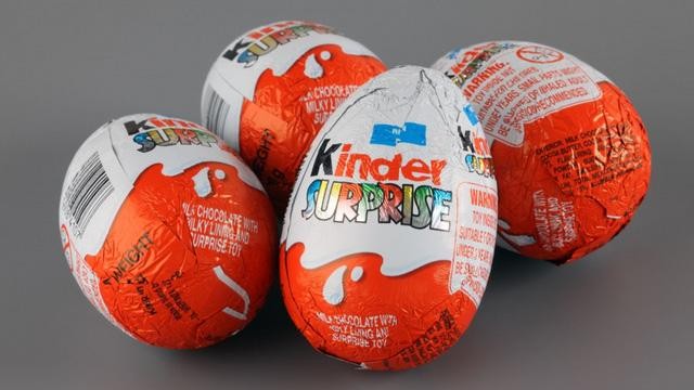 Sản phẩm trứng chocolate Kinder Surprise hiện đã bị thu hồi ở thị trường Anh 
