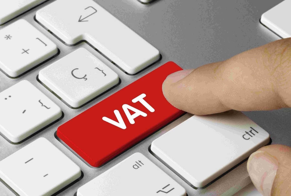 Giảm VAT 2%: Sẽ không áp dụng cho ngân hàng, chứng khoán, bảo hiểm, bất động sản