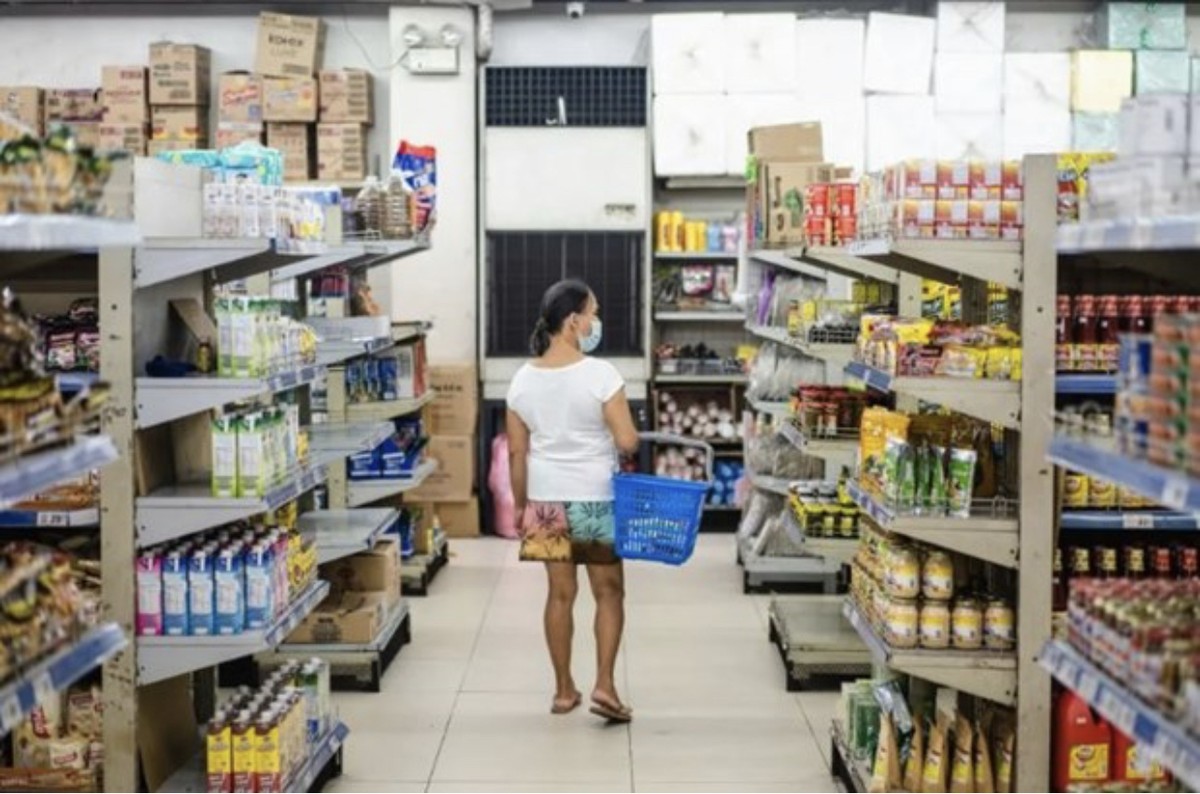 Người dân Philippines mua sắm trong siêu thị. (Nguồn: Bloomberg)