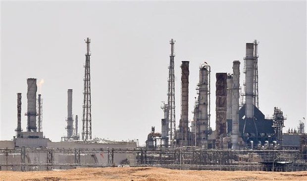 Cơ sở lọc dầu Aramco của Saudi Arabia ở khu vực al-Khurj, phía Nam thủ đô Riyadh. Ảnh: AFP/TTXVN