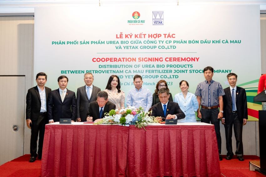 Lễ ký kết hợp tác chiến lược giữa PVCFC với Tập đoàn Yetak (Campuchia)