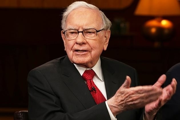 Warren Buffett là "thuốc giải" cho nỗi sợ suy thoái như thế nào?