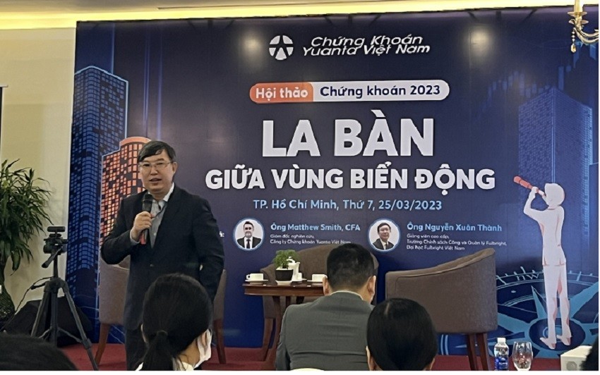 TS. Nguyễn Xuân Thành chia sẻ tại hội thảo