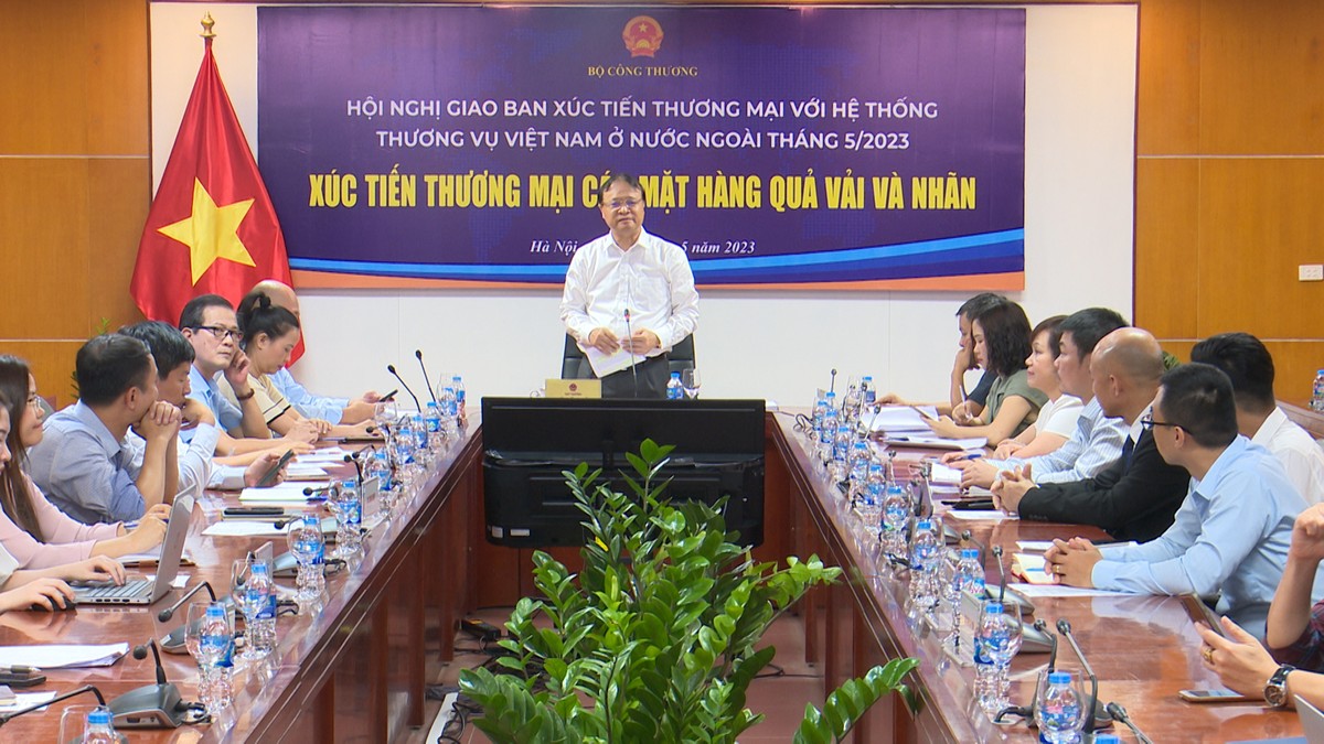 Hội nghị giao ban xúc tiến thương mại với hệ thống Thương vụ Việt Nam ở nước ngoài tháng 5/2023, chiều ngày 31/5