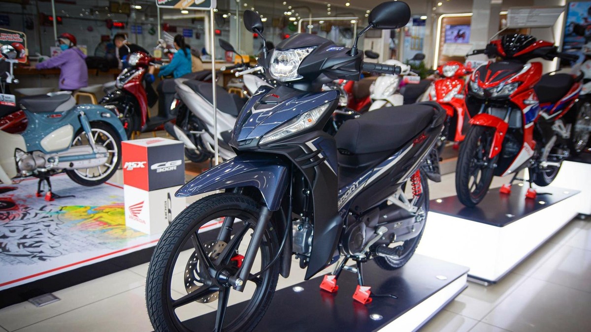 Ra mắt xe số Honda Blade 110cc phiên bản mới đèn luôn sáng
